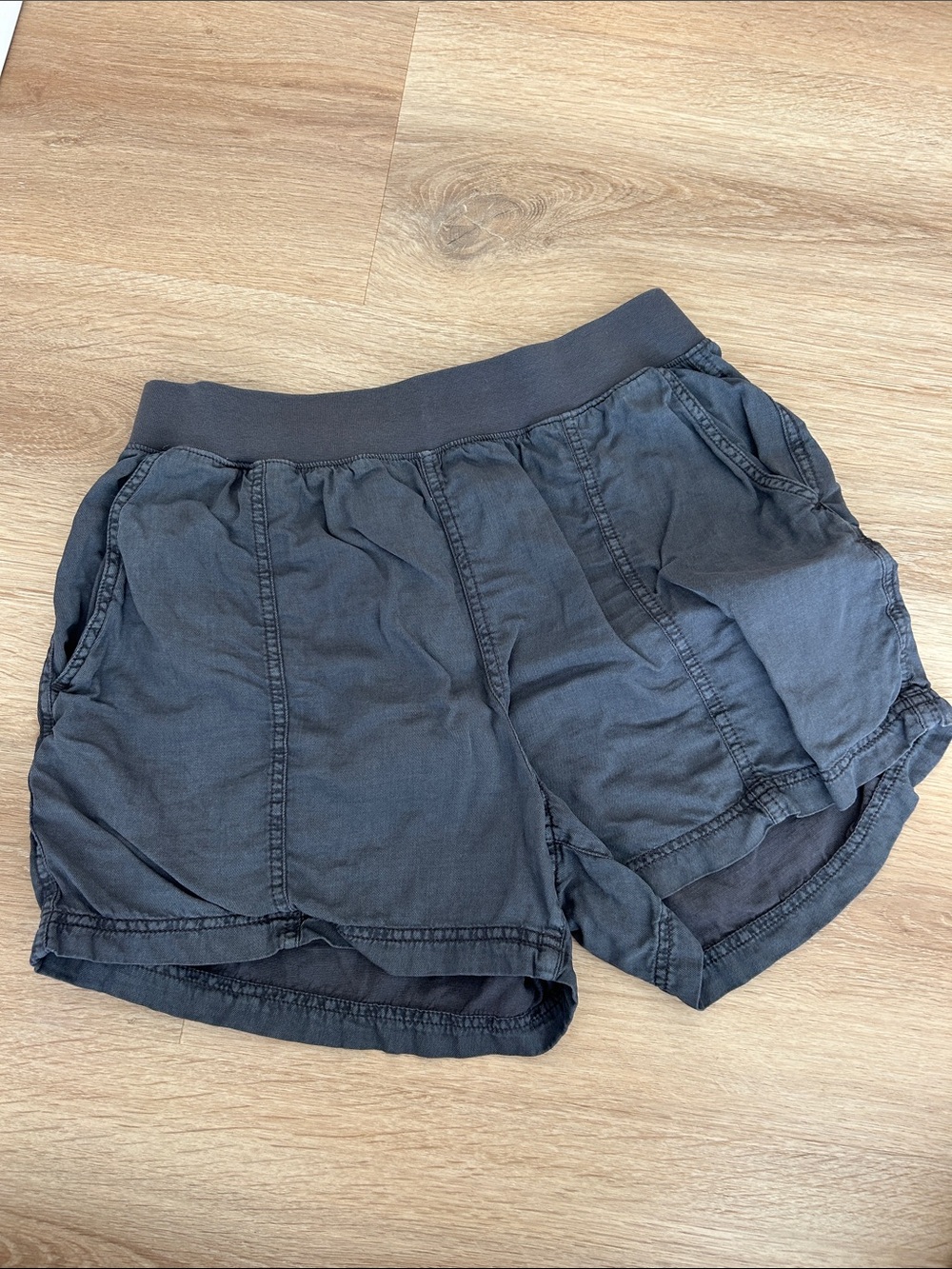 Faherty Washed gray Cargo Shorts